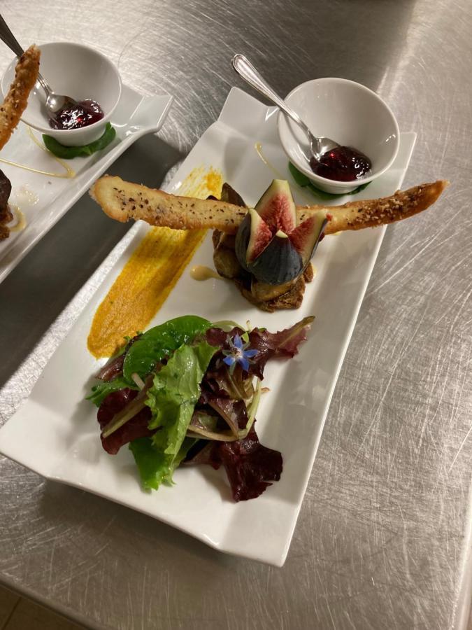 Aux Vieux Arceaux Hotel Mercuer Eksteriør billede