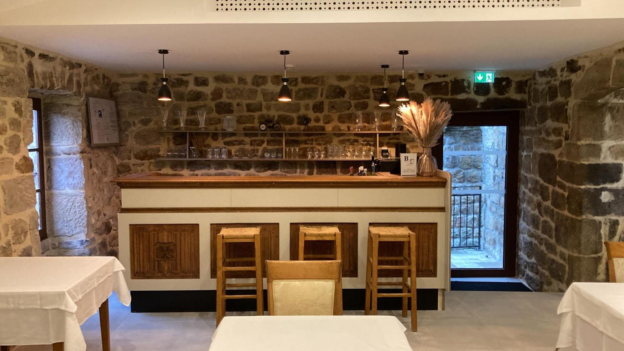 Aux Vieux Arceaux Hotel Mercuer Eksteriør billede